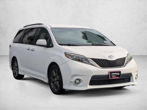 2017 Toyota Sienna SE
