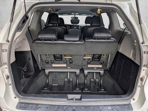 2017 Toyota Sienna SE