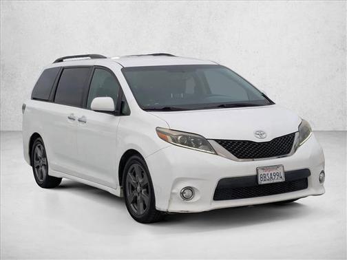 2017 Toyota Sienna SE