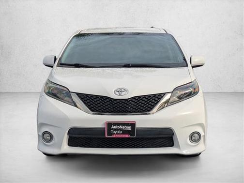 2017 Toyota Sienna SE