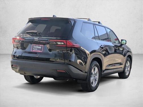 2026 Toyota Highlander LE