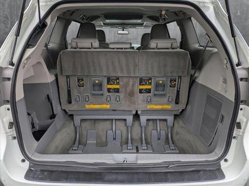 2013 Toyota Sienna XLE