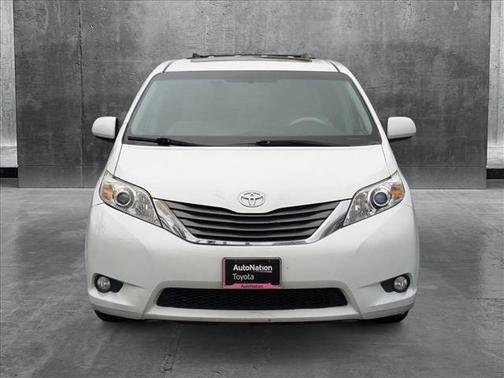 2013 Toyota Sienna XLE