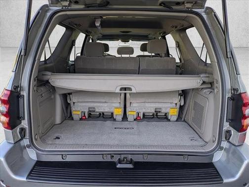 2004 Toyota Sequoia SR5