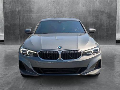 2023 BMW 330 330i