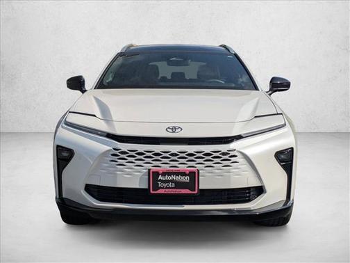 2025 Toyota Crown Signia Limited