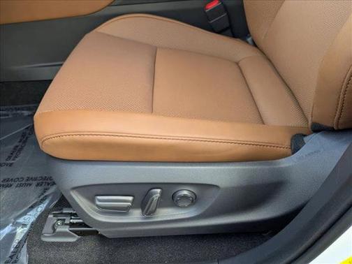 2025 Toyota Crown Signia Limited