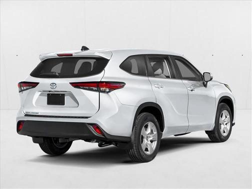 2025 Toyota Highlander LE