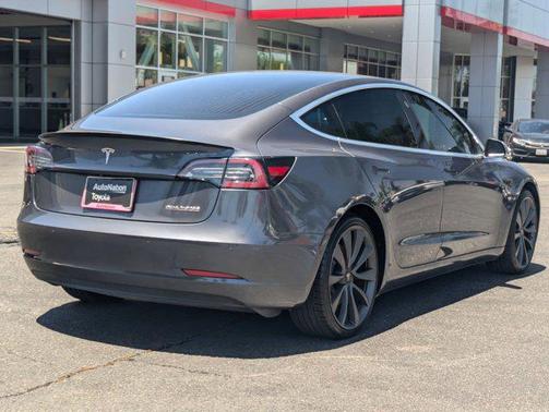 2020 Tesla Model 3 Performance