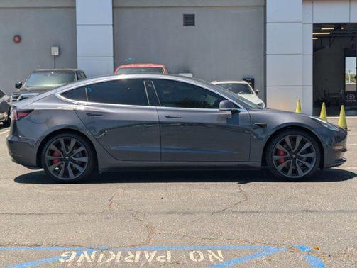 2020 Tesla Model 3 Performance