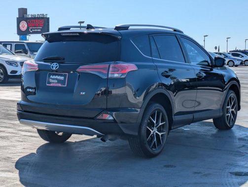 2016 Toyota RAV4 SE
