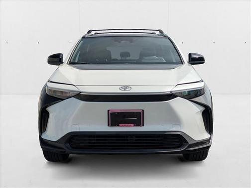 2025 Toyota bZ4X XLE