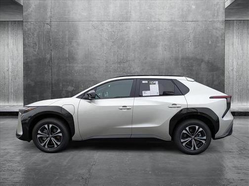 2025 Toyota bZ4X XLE