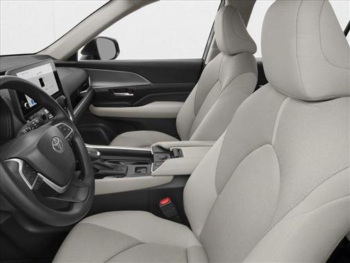 2026 Toyota Highlander LE