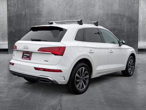 2023 Audi Q5 45 S line Premium Plus