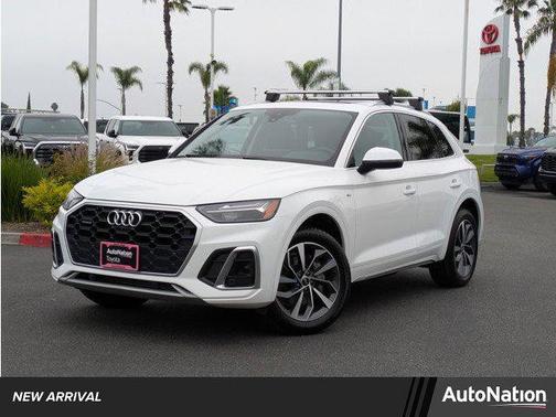 2023 Audi Q5 45 S line Premium Plus