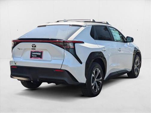 2025 Toyota bZ4X XLE