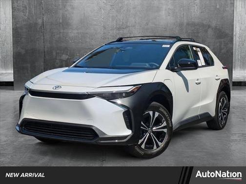 2025 Toyota bZ4X XLE