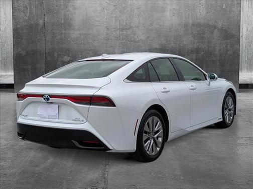 2021 Toyota Mirai Base