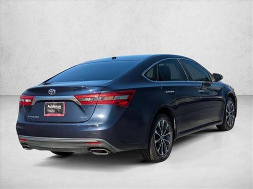 2016 Toyota Avalon XLE