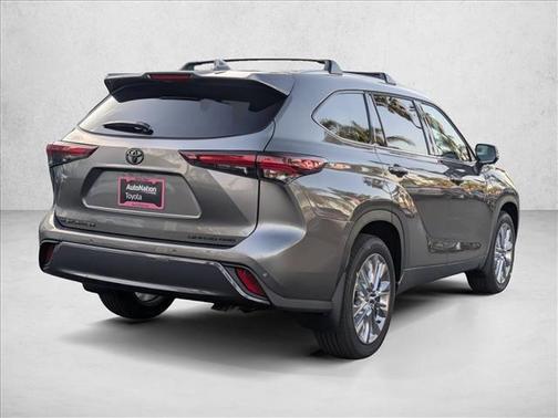 2026 Toyota Highlander Limited