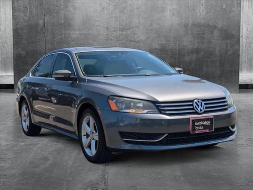 2013 Volkswagen Passat 2.5 SE