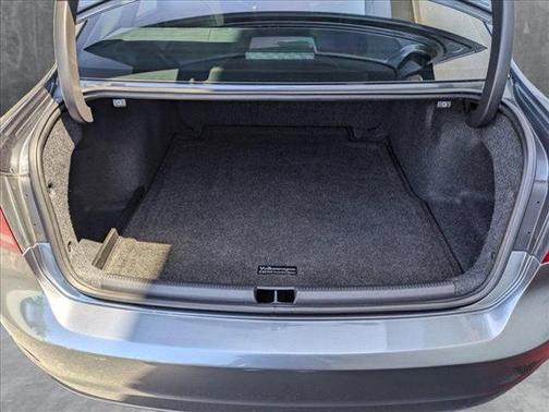 2013 Volkswagen Passat 2.5 SE