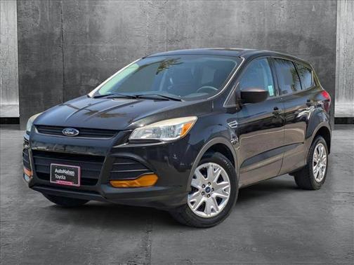 2014 Ford Escape S