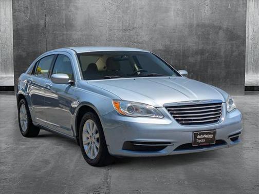 2012 Chrysler 200 Touring