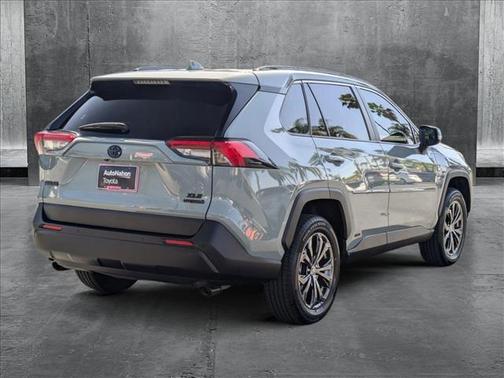 2023 Toyota RAV4 Hybrid XLE Premium