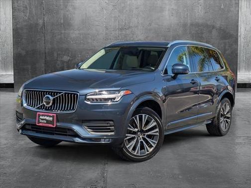 2020 Volvo XC90 T5 Momentum