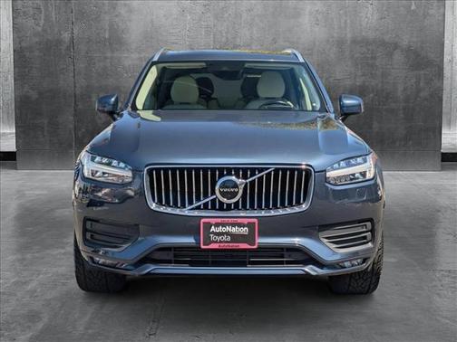 2020 Volvo XC90 T5 Momentum