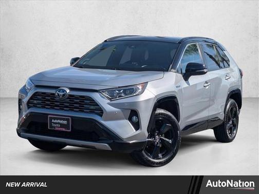2020 Toyota RAV4 Hybrid SE