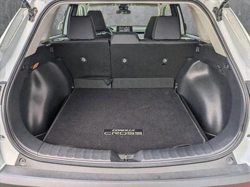 2022 Toyota Corolla Cross LE