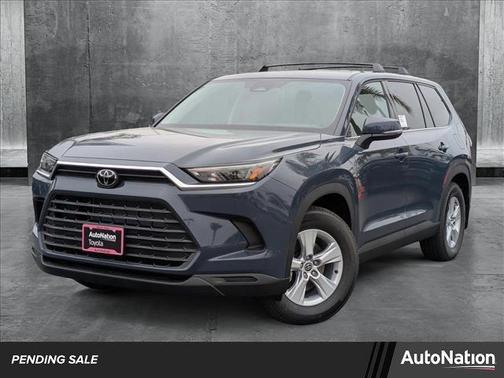 2025 Toyota Highlander Hybrid LE