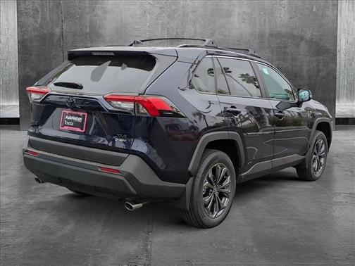2025 Toyota RAV4 Hybrid XLE Premium