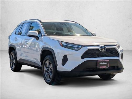 2025 Toyota RAV4 Hybrid LE