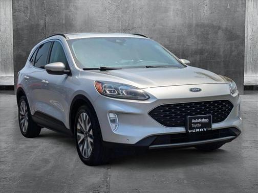 2020 Ford Escape Titanium