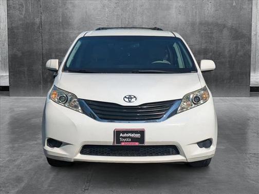 2011 Toyota Sienna LE