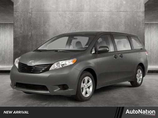 2011 Toyota Sienna LE