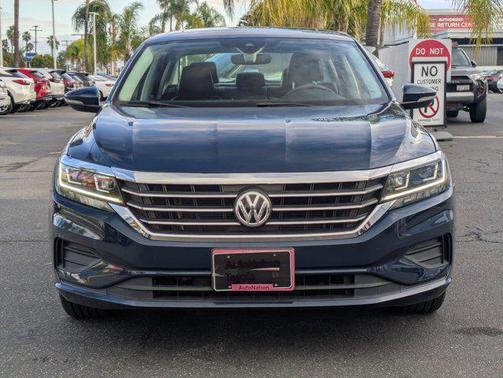 2022 Volkswagen Passat 2.0T SE