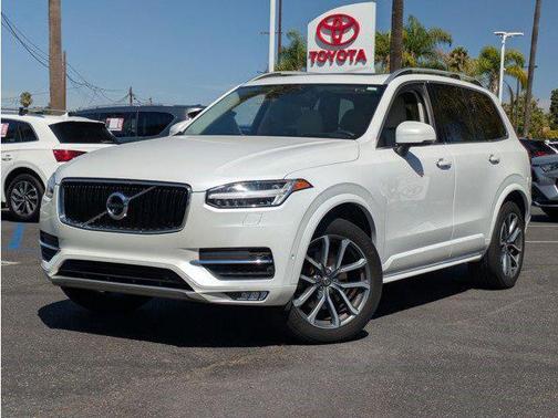 2019 Volvo XC90 T5 Momentum