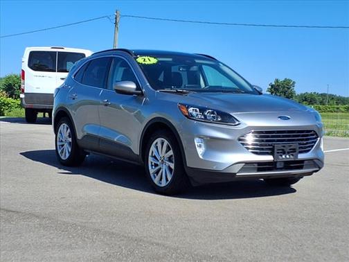 2021 Ford Escape Titanium Hybrid