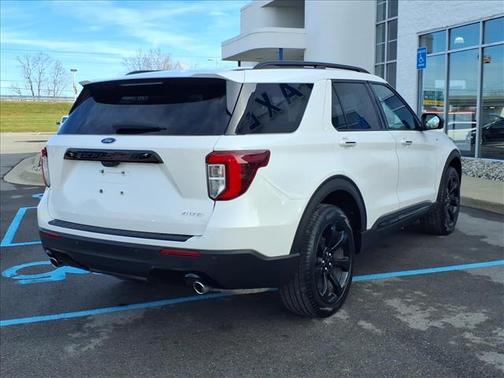 2023 Ford Explorer ST-Line