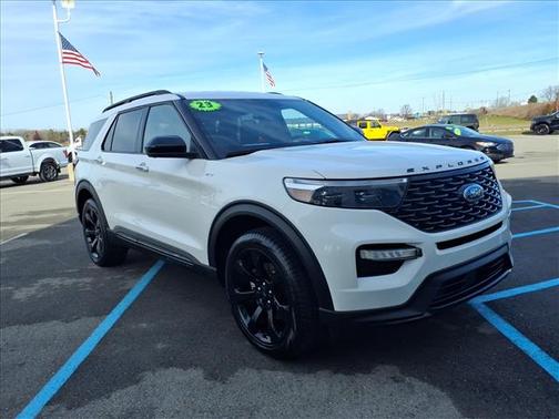 2023 Ford Explorer ST-Line
