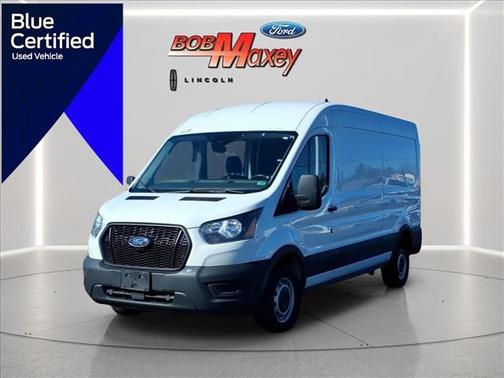 Oxford White 2023 Ford Transit-250 Base