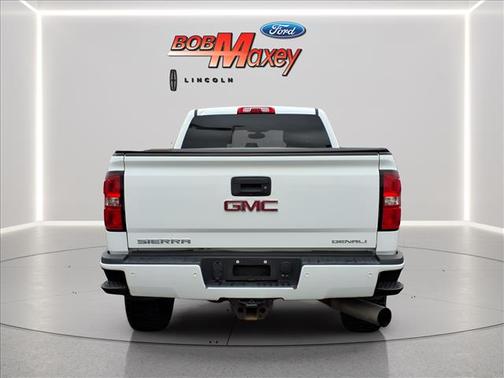 2015 GMC Sierra 2500 Denali