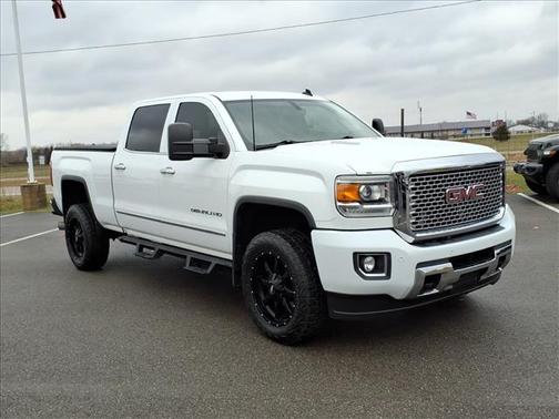 2015 GMC Sierra 2500 Denali