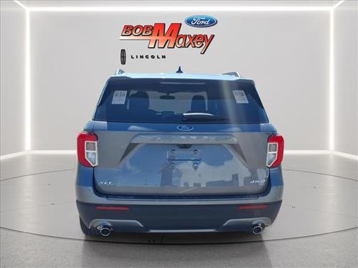 Gray Metallic 2024 Ford Explorer XLT