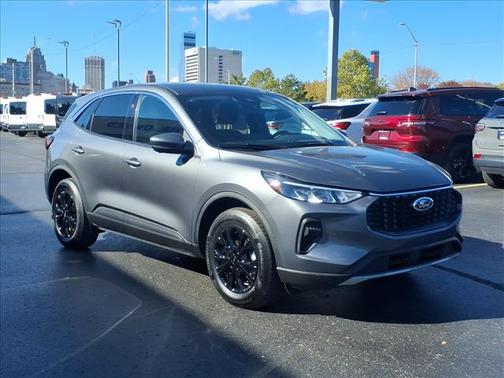 Carbonized Gray Metallic 2023 Ford Escape Active